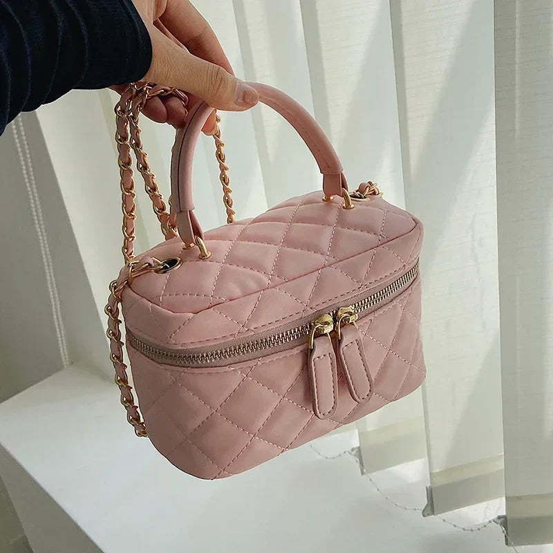 Vanity Quilt Crossbody Bucket Bag